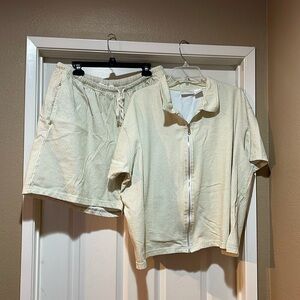 Womens plus size 2 piece short set